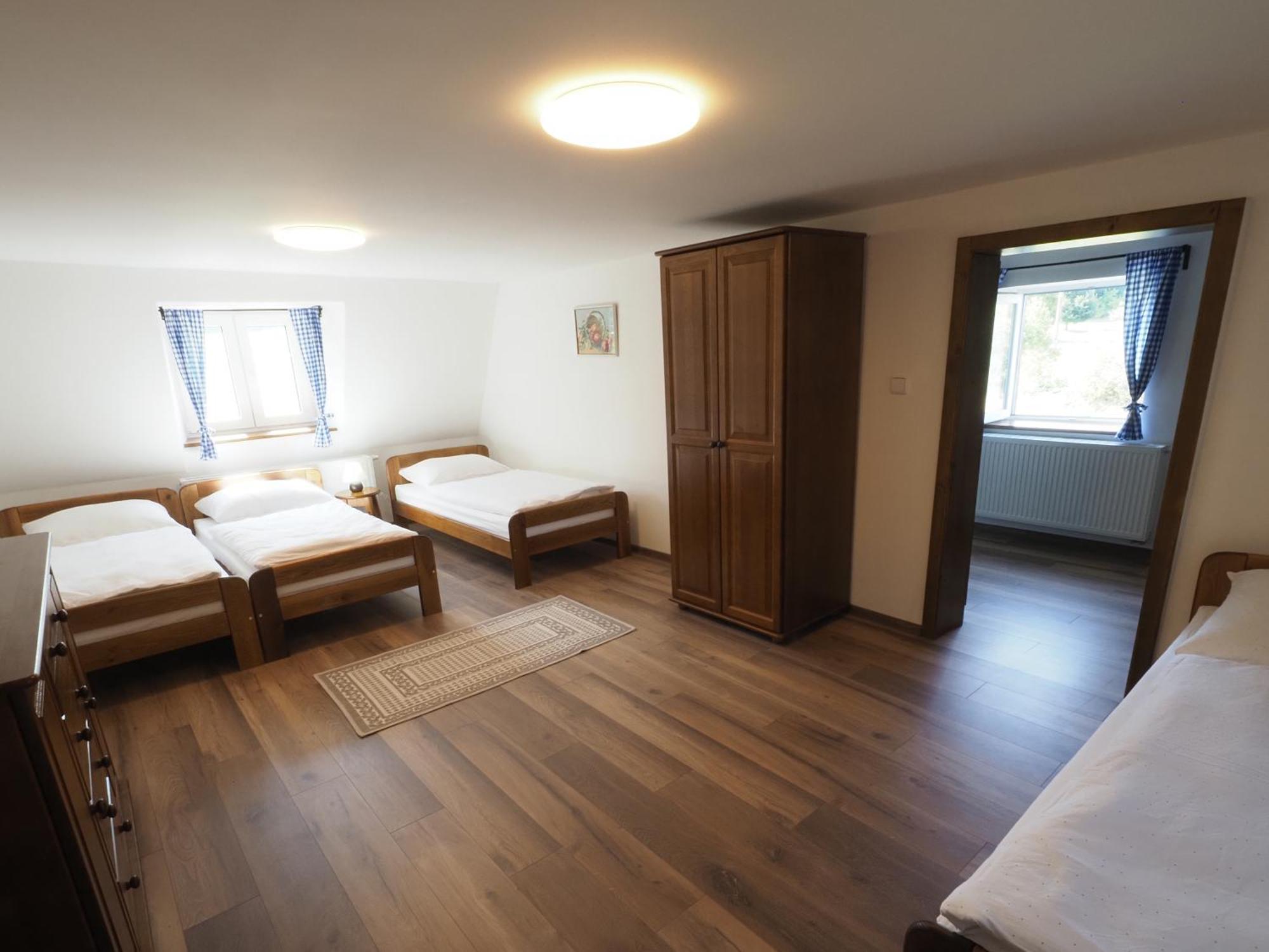 Holiday home U Tri Cest