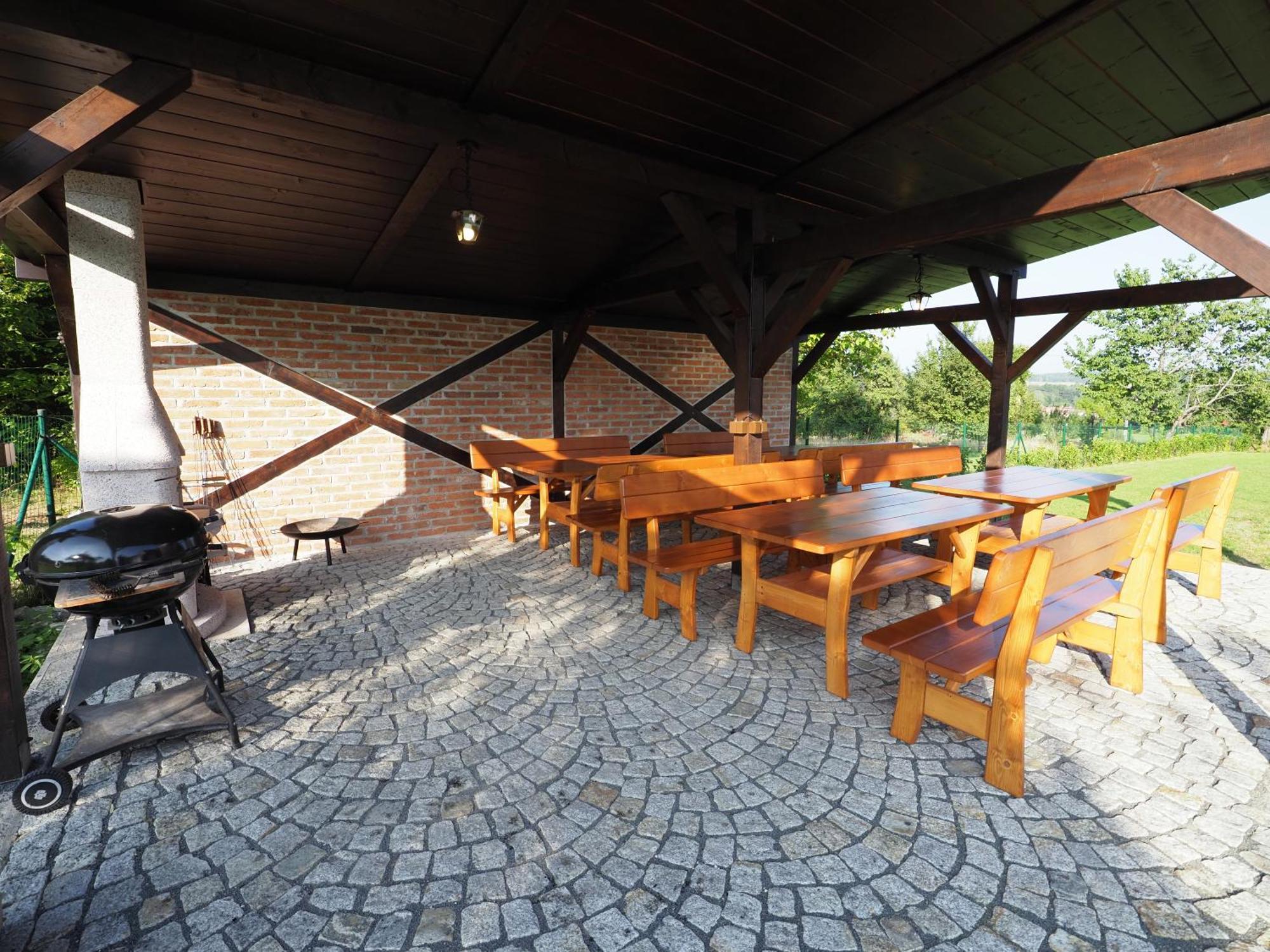 U Tri Cest Holiday home Krasna Lipa